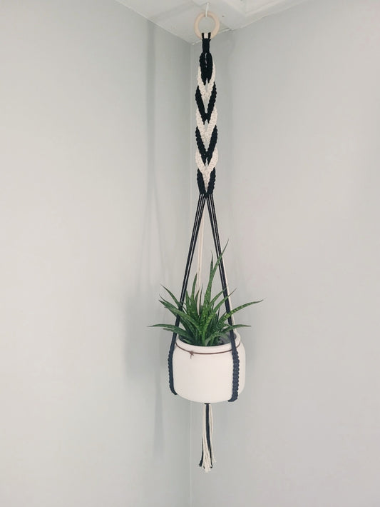 Jardinière torsadé